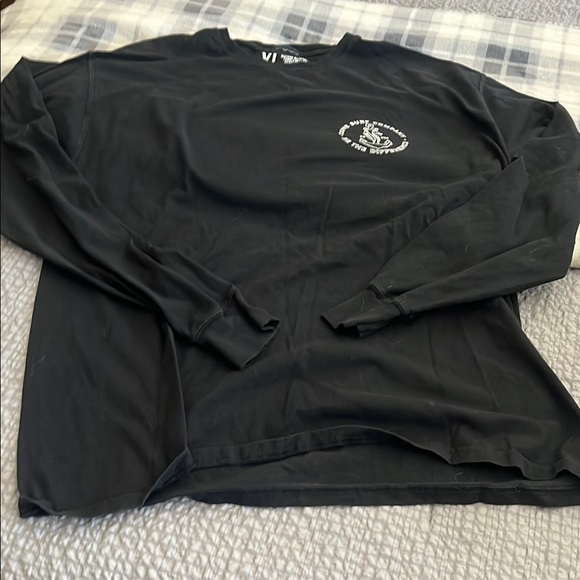 Black Long Sleeve Tee - Picture 1 of 4